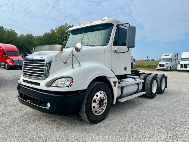2006 Freightliner C120