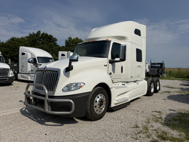 2020 International LT625