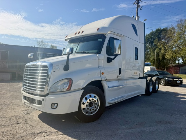 2017 Freightliner Cascadia 125