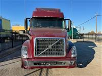 2015 VOLVO TRUCK Vnl780