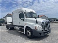 2017 Freightliner Cascadia 125