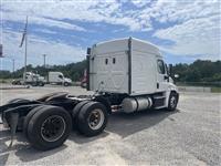 2017 Freightliner Cascadia 125