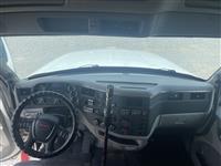 2018 Peterbilt 579