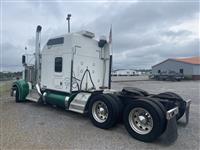 2002 Kenworth W900