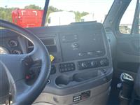 2016 Freightliner Cascadia 125