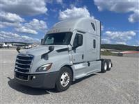 2023 Freightliner Cascadia126