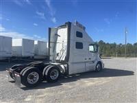 2023 Volvo VNL860