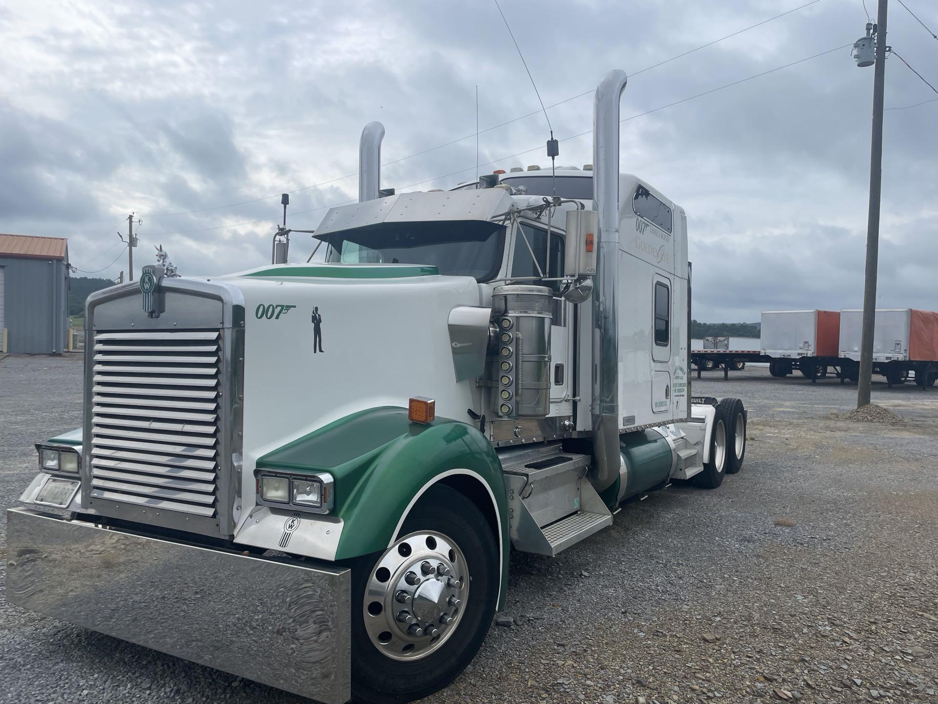 2002 Kenworth W900