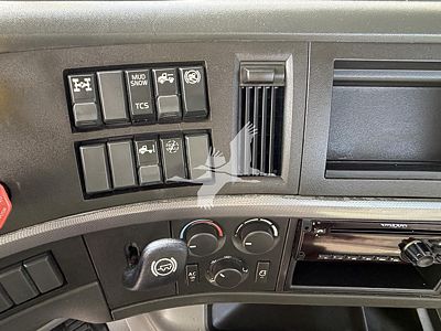 2020 Volvo VNL64T300