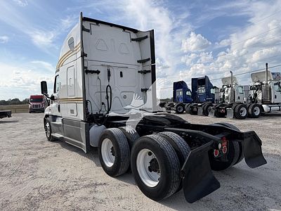 2019 Freightliner Cascadia 125
