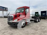 2010 Freightliner CASCADIA 113