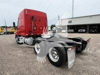 2020 Freightliner CASCADIA 116