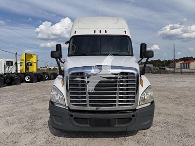 2019 Freightliner Cascadia 125