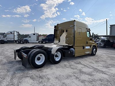 2015 Freightliner Cascadia 125