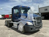 2015 Freightliner CASCADIA 113