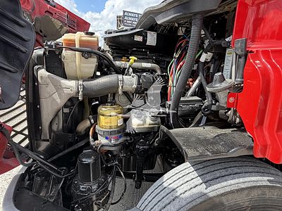 2018 Freightliner CASCADIA 113