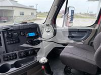 2018 Freightliner CASCADIA 113