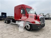 2018 Freightliner CASCADIA 113