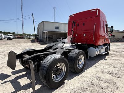 2021 Freightliner CASCADIA 116