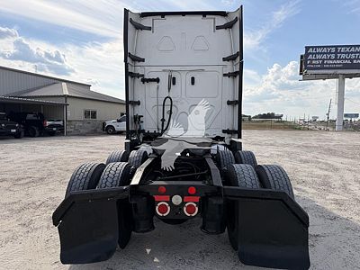 2019 Freightliner Cascadia 125