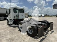 2020 Freightliner Cascadia 125