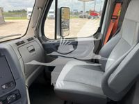 2020 Freightliner Cascadia 125