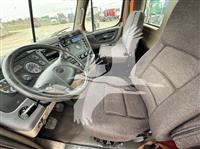 2017 Freightliner CASCADIA 113