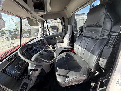 2009 Freightliner COLUMBIA 120