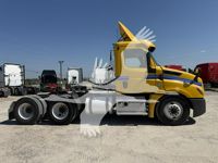 2019 Freightliner CASCADIA 126