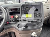 2010 Freightliner CASCADIA 113