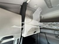 2020 Freightliner CASCADIA 126