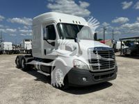 2019 Freightliner CASCADIA 113
