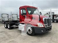 2017 Freightliner CASCADIA 113