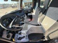 2019 Freightliner CASCADIA 126