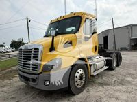 2019 Freightliner CASCADIA 113