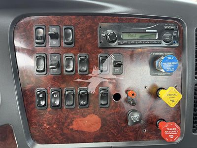 2013 Freightliner BUSINESS CLASS M2 112