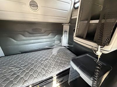 2011 Freightliner COLUMBIA 120