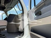 2016 Freightliner Cascadia 125