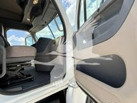 2018 Freightliner Cascadia 125