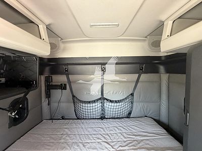 2021 Freightliner CASCADIA 116