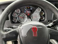 2022 Kenworth T680