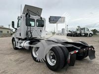 2020 Freightliner CASCADIA 126