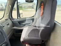 2019 Freightliner CASCADIA 113
