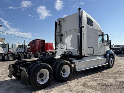 2011 Freightliner COLUMBIA 120