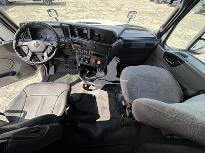 2019 International LT