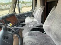 2016 Freightliner Cascadia 125