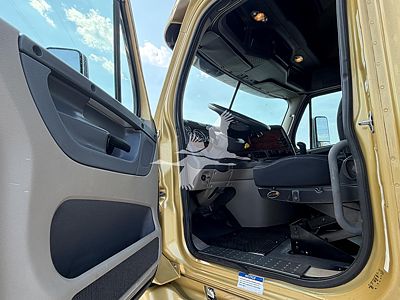 2015 Freightliner Cascadia 125