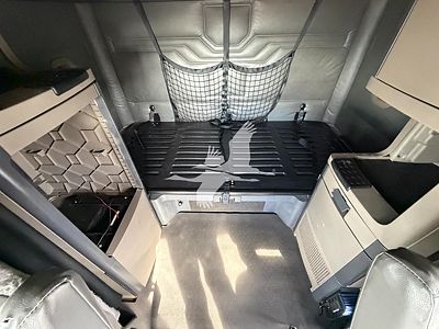 2019 Freightliner Cascadia 125