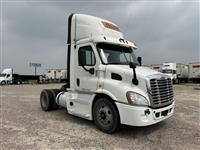 2016 Freightliner CASCADIA 113