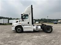 2016 Freightliner CASCADIA 113